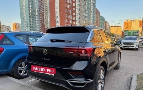 Volkswagen T-Roc I, 2021 год, 2 680 000 рублей, 8 фотография