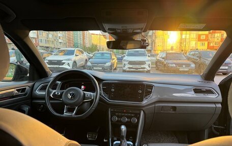 Volkswagen T-Roc I, 2021 год, 2 680 000 рублей, 9 фотография