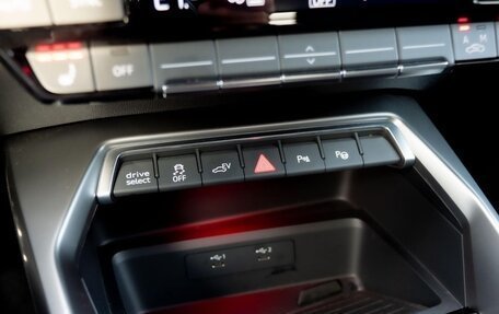 Audi A3, 2024 год, 2 400 000 рублей, 25 фотография