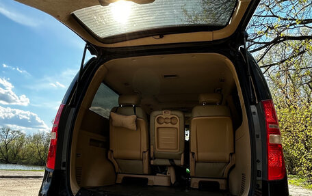 Hyundai Grand Starex Grand Starex I рестайлинг 2, 2010 год, 1 090 000 рублей, 9 фотография