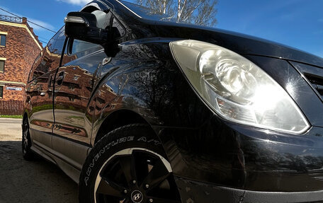 Hyundai Grand Starex Grand Starex I рестайлинг 2, 2010 год, 1 090 000 рублей, 13 фотография
