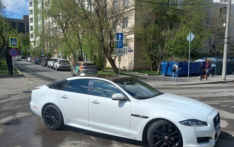 Jaguar XJ IV (X351), 2016 год, 2 900 000 рублей, 6 фотография