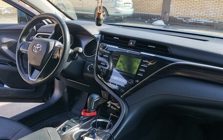 Toyota Camry, 2020 год, 3 000 000 рублей, 12 фотография