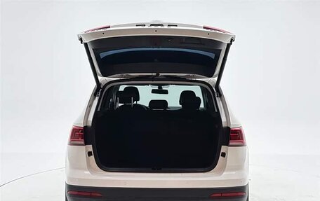 Volkswagen Tharu, 2022 год, 1 690 000 рублей, 9 фотография