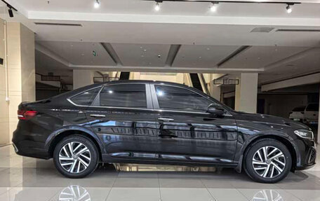 Volkswagen Lavida, 2023 год, 1 282 000 рублей, 4 фотография