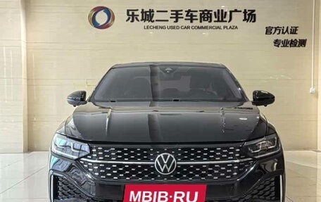 Volkswagen Lavida, 2023 год, 1 282 000 рублей, 2 фотография