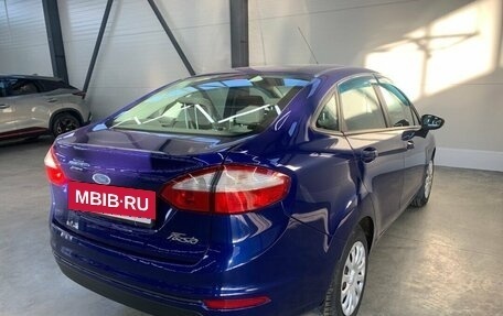 Ford Fiesta, 2015 год, 950 000 рублей, 6 фотография