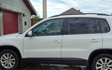 Volkswagen Tiguan I, 2011 год, 1 050 000 рублей, 2 фотография