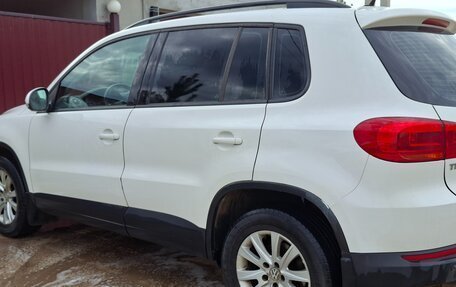 Volkswagen Tiguan I, 2011 год, 1 050 000 рублей, 4 фотография