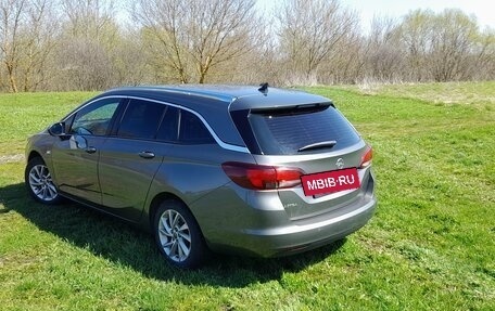 Opel Astra K, 2019 год, 1 290 000 рублей, 5 фотография