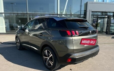 Peugeot 3008 II, 2019 год, 1 590 000 рублей, 4 фотография