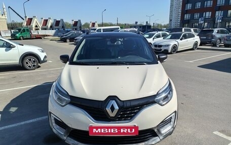 Renault Kaptur I рестайлинг, 2018 год, 1 300 000 рублей, 2 фотография