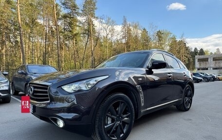 Infiniti FX II, 2011 год, 1 850 000 рублей, 9 фотография