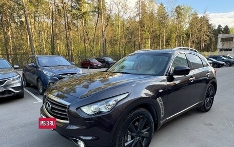 Infiniti FX II, 2011 год, 1 850 000 рублей, 8 фотография
