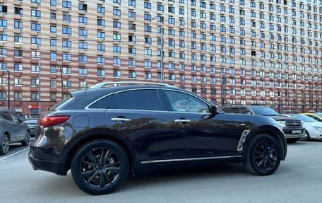 Infiniti FX II, 2011 год, 1 850 000 рублей, 15 фотография