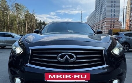 Infiniti FX II, 2011 год, 1 850 000 рублей, 24 фотография