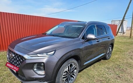 Hyundai Santa Fe IV, 2018 год, 3 300 000 рублей, 2 фотография