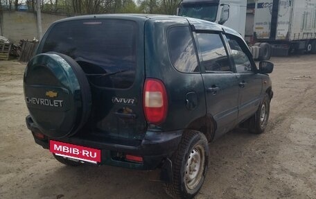 Chevrolet Niva I рестайлинг, 2004 год, 233 000 рублей, 3 фотография