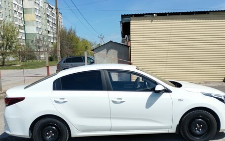 KIA Rio IV, 2020 год, 1 420 000 рублей, 4 фотография