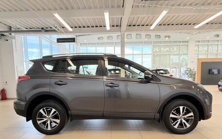 Toyota RAV4, 2015 год, 2 399 900 рублей, 7 фотография