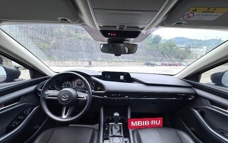 Mazda 3, 2022 год, 1 750 000 рублей, 4 фотография
