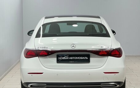 Mercedes-Benz E-Класс, 2024 год, 7 706 000 рублей, 3 фотография