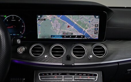 Mercedes-Benz E-Класс, 2023 год, 4 930 000 рублей, 11 фотография