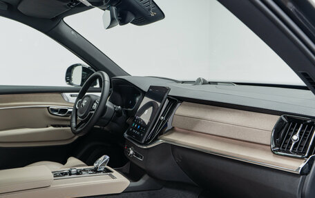 Volvo XC90 II рестайлинг, 2025 год, 10 690 000 рублей, 14 фотография