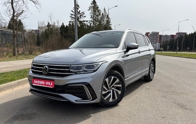 Volkswagen Tiguan II, 2021 год, 3 700 000 рублей, 1 фотография
