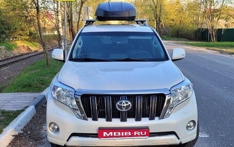 Toyota Land Cruiser Prado 150 рестайлинг 2, 2014 год, 3 400 000 рублей, 1 фотография