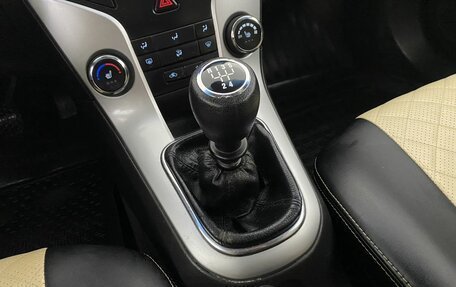 Chevrolet Cruze II, 2013 год, 700 000 рублей, 17 фотография