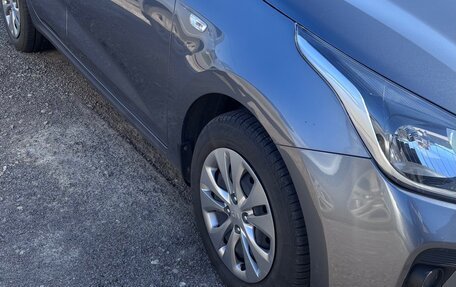 KIA Rio IV, 2018 год, 1 300 000 рублей, 3 фотография