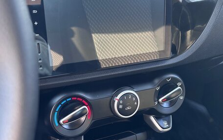 KIA Rio IV, 2018 год, 1 300 000 рублей, 9 фотография