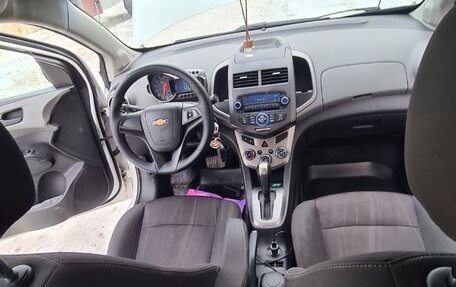 Chevrolet Aveo III, 2013 год, 450 000 рублей, 10 фотография