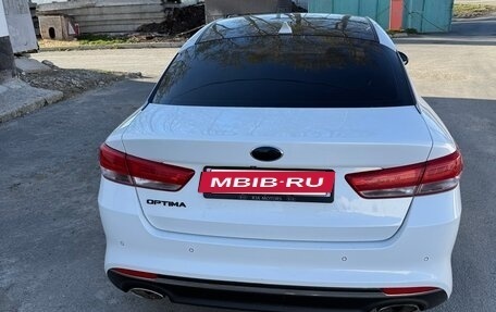 KIA Optima IV, 2018 год, 1 400 000 рублей, 2 фотография