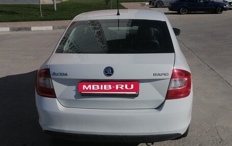 Skoda Rapid I, 2014 год, 600 000 рублей, 24 фотография