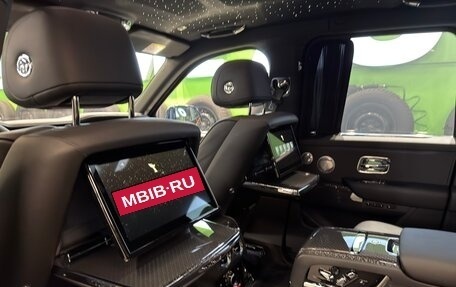 Rolls-Royce Cullinan, 2025 год, 78 900 000 рублей, 21 фотография