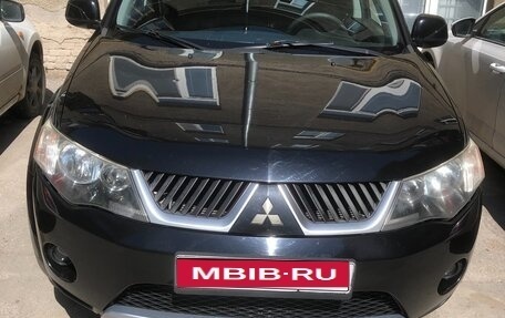 Mitsubishi Outlander III рестайлинг 3, 2008 год, 1 080 000 рублей, 18 фотография