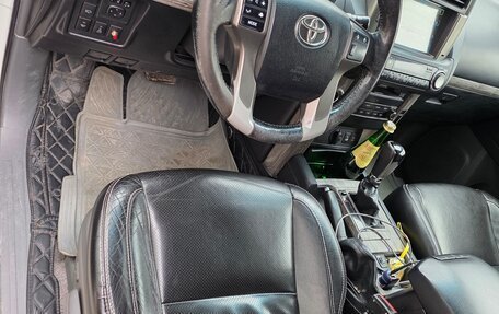 Toyota Land Cruiser Prado 150 рестайлинг 2, 2012 год, 2 563 000 рублей, 11 фотография