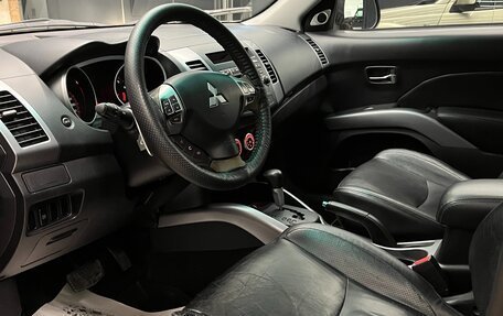 Mitsubishi Outlander III рестайлинг 3, 2007 год, 900 000 рублей, 7 фотография
