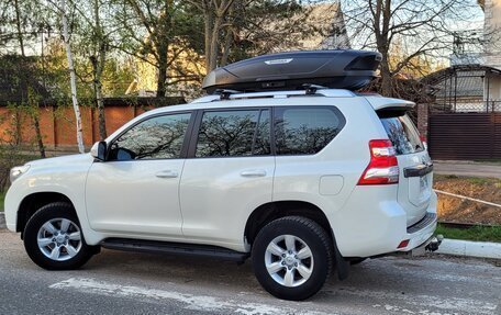 Toyota Land Cruiser Prado 150 рестайлинг 2, 2014 год, 3 400 000 рублей, 2 фотография
