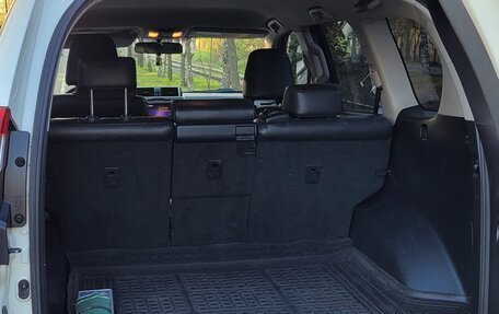 Toyota Land Cruiser Prado 150 рестайлинг 2, 2014 год, 3 400 000 рублей, 6 фотография