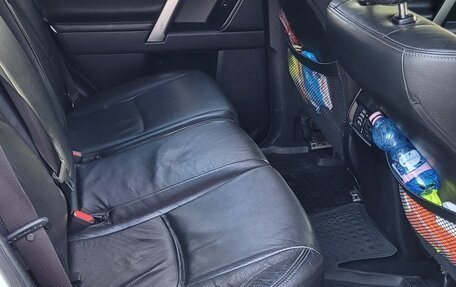 Toyota Land Cruiser Prado 150 рестайлинг 2, 2014 год, 3 400 000 рублей, 9 фотография
