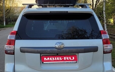 Toyota Land Cruiser Prado 150 рестайлинг 2, 2014 год, 3 400 000 рублей, 5 фотография