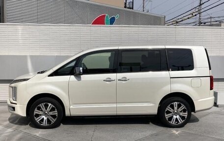 Mitsubishi Delica D:5 I, 2022 год, 2 790 000 рублей, 5 фотография
