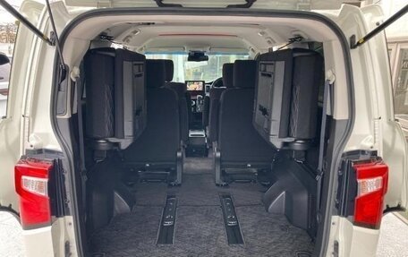 Mitsubishi Delica D:5 I, 2022 год, 2 790 000 рублей, 21 фотография