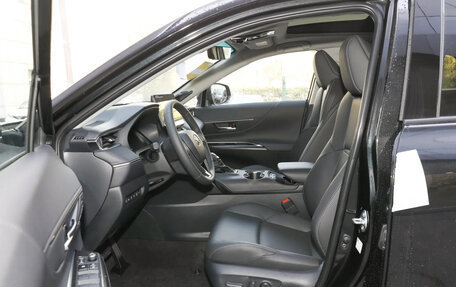 Toyota Venza, 2023 год, 3 840 007 рублей, 12 фотография