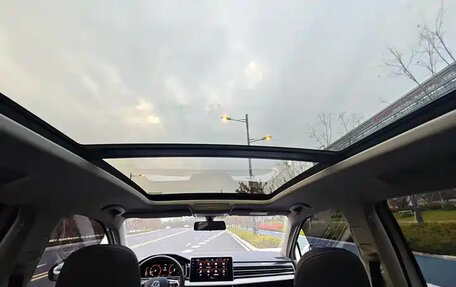 Volkswagen Tiguan II, 2023 год, 2 390 000 рублей, 18 фотография