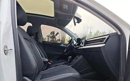 Volkswagen Tiguan II, 2023 год, 2 390 000 рублей, 19 фотография