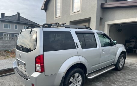 Nissan Pathfinder, 2005 год, 900 000 рублей, 2 фотография